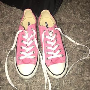 Low Top Converse bundle!!! (pink and grey)